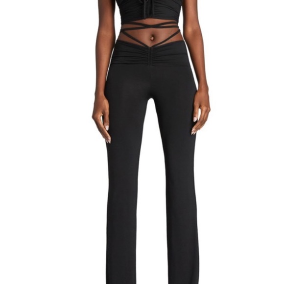 I AM GIA Halo Pants Black Flare - Picture 2 of 2